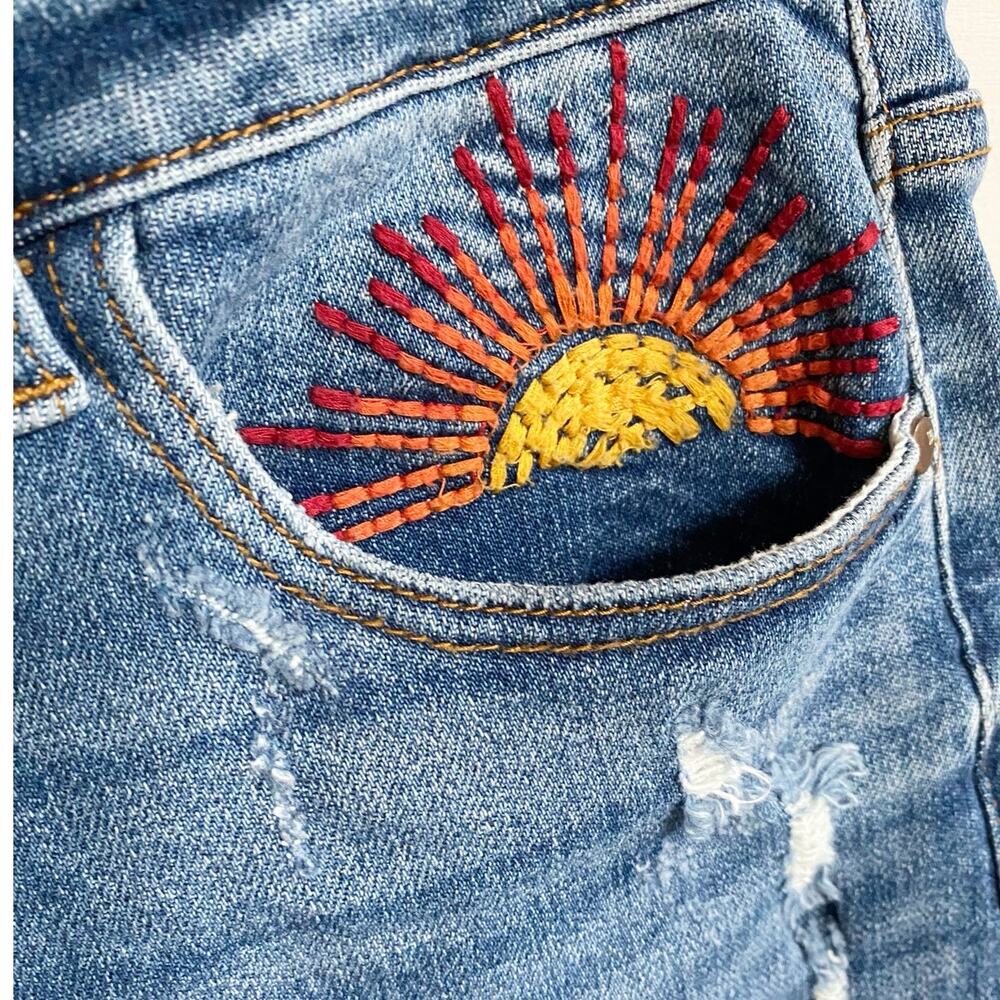 Judy Blue Medium Wash Distressed Jean Shorts with Sun Embroidery - Picture 7 of 13